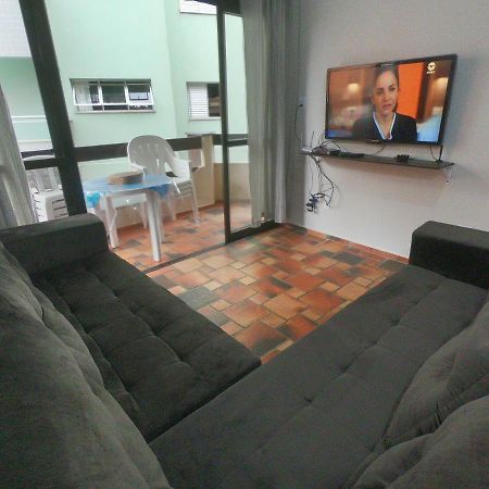 Excelente Localizacao, 400 Metros Da Praia Ar Condicionado E Wi-Fi Apartment Ubatuba Luaran gambar