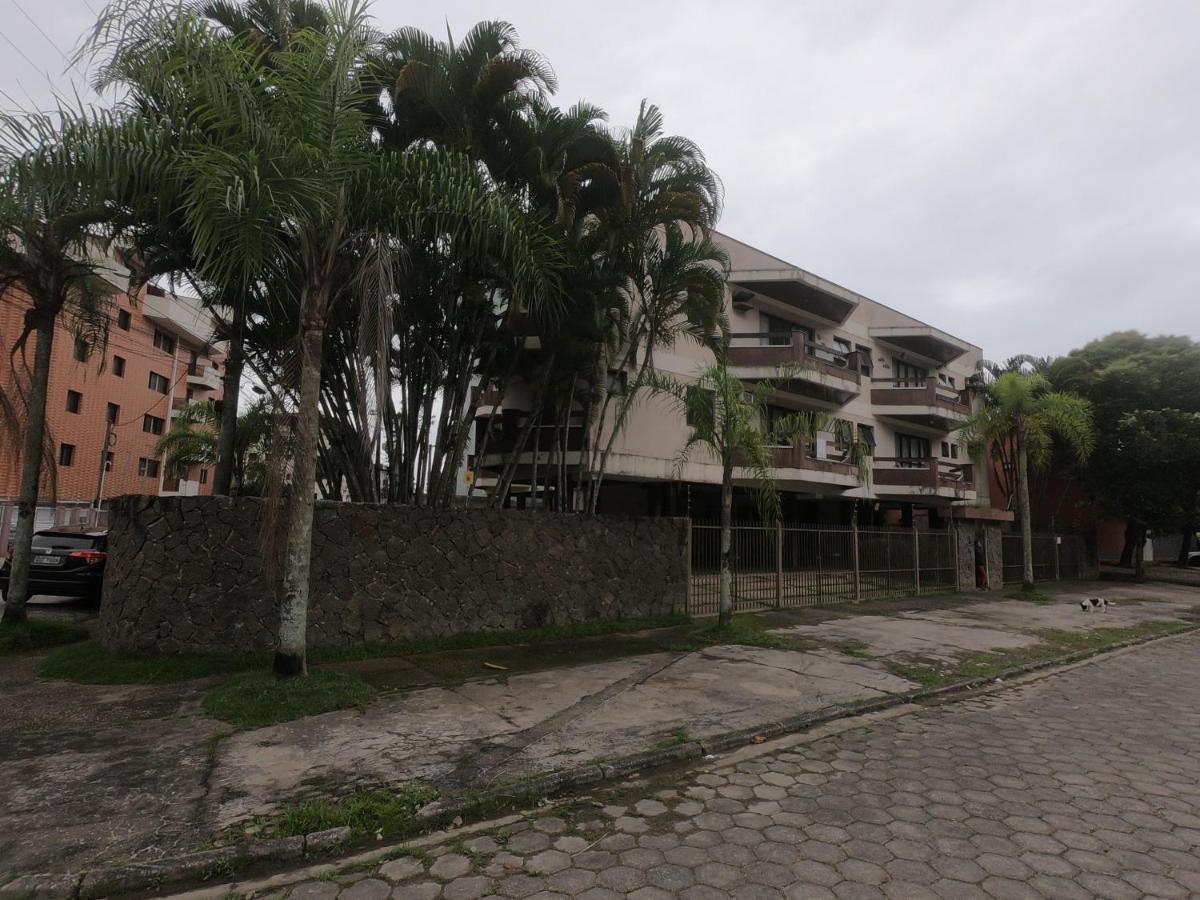 Excelente Localizacao, 400 Metros Da Praia Ar Condicionado E Wi-Fi Apartment Ubatuba Luaran gambar